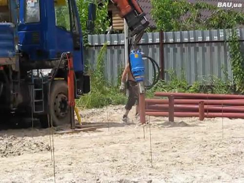 Обустройство свайно-винтового фундамента, установка винтовых Обустройство свайно-винтового фундамента, установка винтовых